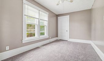 330 W Market St, Alliance, OH 44601