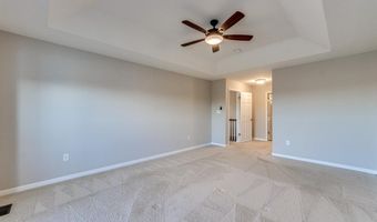 925 Meramec Grove Dr, Ballwin, MO 63021