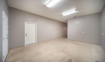 1403 S Country Club Cir, Carlsbad, NM 88220