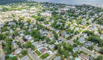 81 7th Ave, Atlantic Highlands, NJ 07716