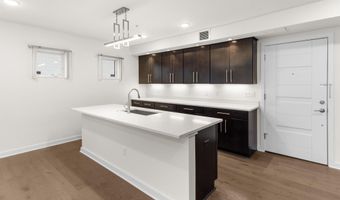 460 W Stadium Blvd, Ann Arbor, MI 48103