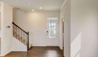 6808 Lake Overlook Ln, Flowery Branch, GA 30542