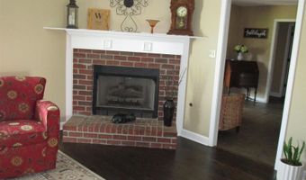 107 FARMER Trl, Atoka, TN 38004