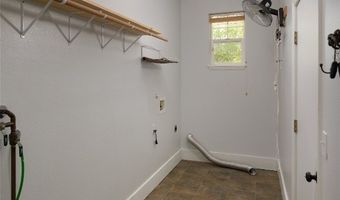 102 Potter Ln, Belgrade, MT 59714