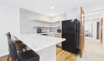 117 E Birchwood Dr, Brandon, SD 57005