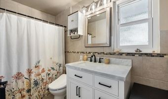 2013 Lee Dr, Escondido, CA 92027