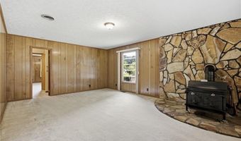 166 Lynch St SE, Acworth, GA 30101