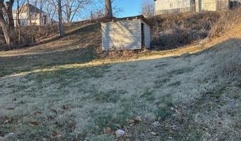 1013 Commercial St, Atchison, KS 66002