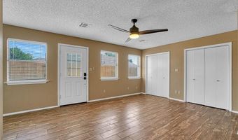 404 Comanche Trl, Altus, OK 73521