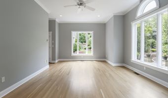 30 Daniel Trce, Burlington, CT 06013