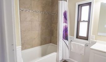 7 Lane D Dr, Coventry, RI 02816