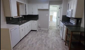 7698 Zuber Rd, Benton, AR 72019