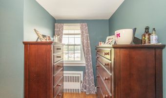 112 Main St, Bayonne, NJ 07035