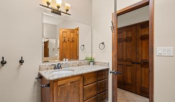 6404 Meadow Hills St NE, Albuquerque, NM 87111