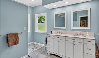 166 River Hill Dr, Advance, NC 27006