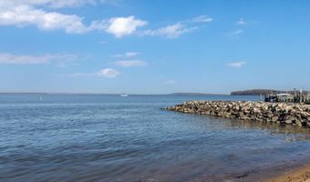 1 KENT Dr, Betterton, MD 21610