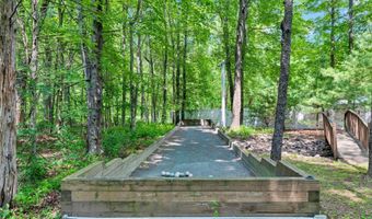 18 Cedar Spring Rd, Burlington, CT 06013