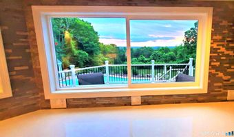 14 Vermillion Dr, Avon, CT 06001