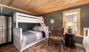 25 Clay Point Rd, Alton, NH 03809