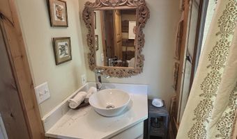 201 BLUE LAKE Cir, Alpine, WY 83128