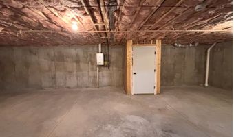 44 Edgewater Dr, Brentwood, NH 03833