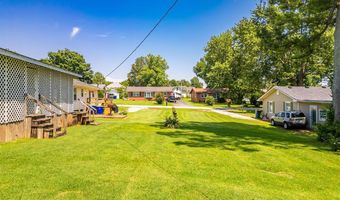 413 Sampson Ave, Adairville, KY 42202
