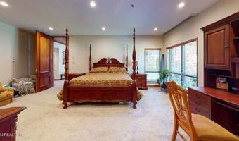 651 Cliff Top Rd, Blaine, TN 37709