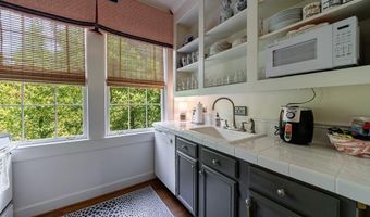 2214 Peachtree Rd NW B5, Atlanta, GA 30309