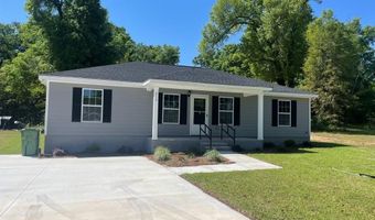 213 Columbia, Bainbridge, GA 39819