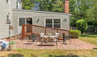 3 Indigo Rd, Barrington, RI 02806