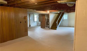 1004 S 2nd St, Alma, WI 54610