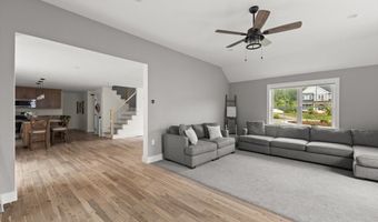 20 Georgia Rae Way, Attleboro, MA 02703
