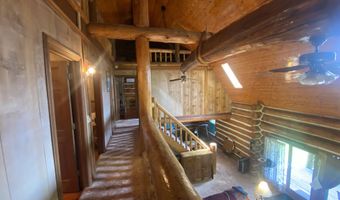 64 S Main St, Athens, ME 04912