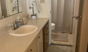 360 KAUILA St 201, Hilo, HI 96720