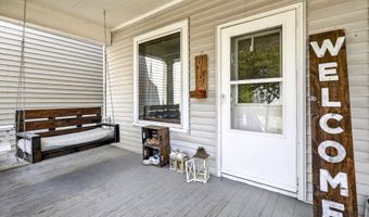 816 N SUPERIOR St, Appleton, WI 54911