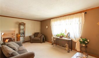 905 Roosevelt Ave, Aliquippa, PA 15001