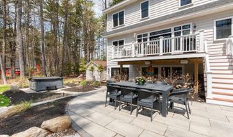 25 Clay Point Rd, Alton, NH 03809