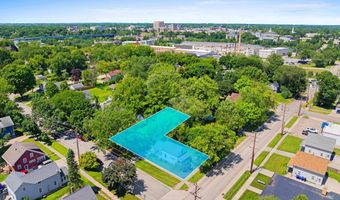 1025 S LAWE St, Appleton, WI 54915