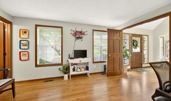 500 Pompadour Dr, Ashland, OR 97520