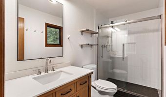 3930 Eric Cir, Anchorage, AK 99507