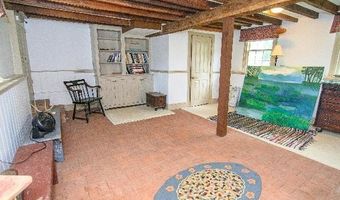 23613 FRONT St, Accomac, VA 23301