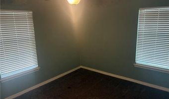 303 NW D St, Bentonville, AR 72712