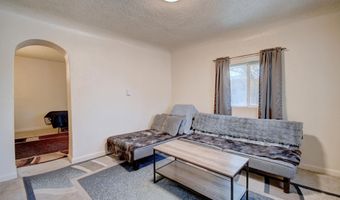 2908 Carlton St NW, Albuquerque, NM 87107