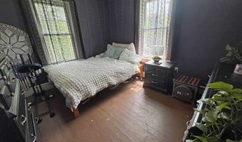 6 Willow St, Brattleboro, VT 05301