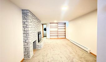 14633 7th Ave NW, Andover, MN 55304