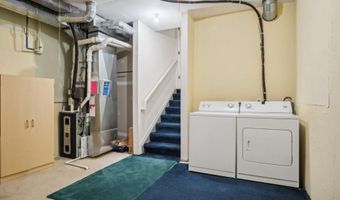 2924 Barclay Way, Ann Arbor, MI 48105