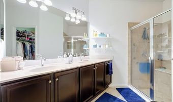 5539 SUNSET FALLS Dr, Apollo Beach, FL 33572