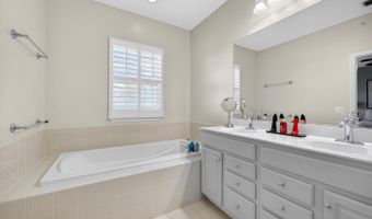 20640 SIBBALD Sq, Ashburn, VA 20147