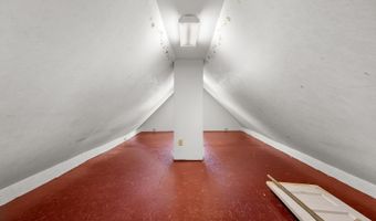 215 N Cedar St, Allegan, MI 49010