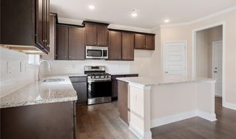 7360 Rocklin Ln, Flowery Branch, GA 30542